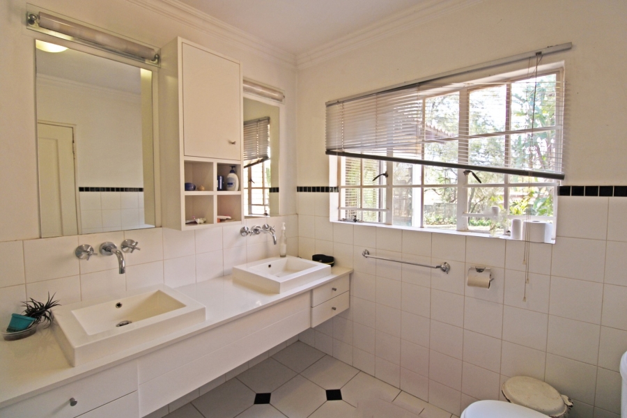 4 Bedroom Property for Sale in Bryanston Gauteng