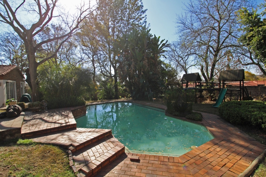 4 Bedroom Property for Sale in Bryanston Gauteng
