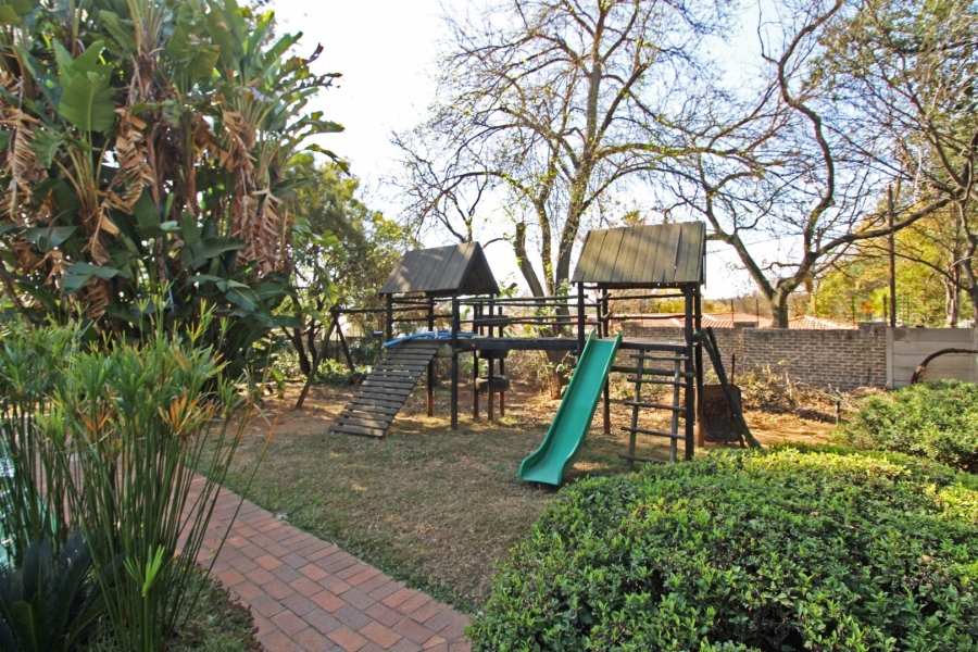 4 Bedroom Property for Sale in Bryanston Gauteng