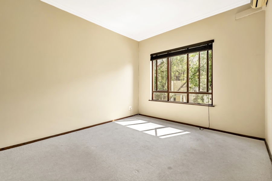 1 Bedroom Property for Sale in Strathavon Gauteng