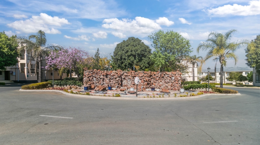 To Let 2 Bedroom Property for Rent in Summerset Gauteng