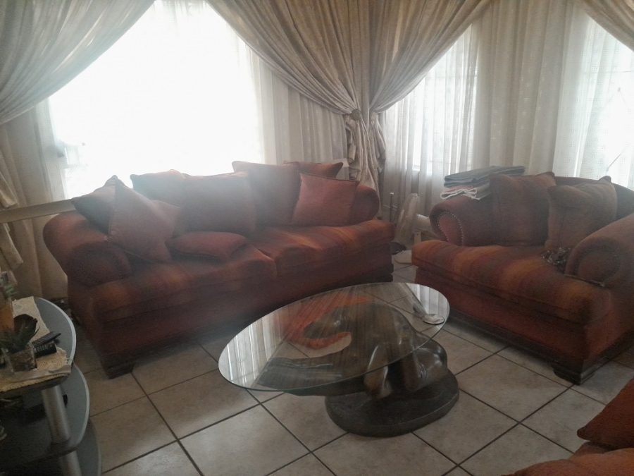 To Let 3 Bedroom Property for Rent in Albertsdal Gauteng