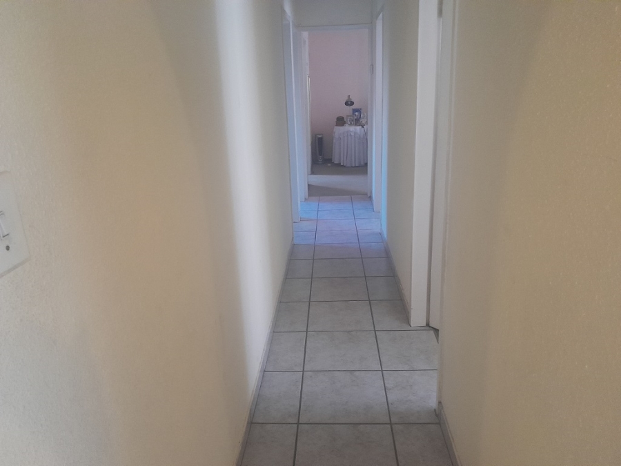 To Let 3 Bedroom Property for Rent in Albertsdal Gauteng