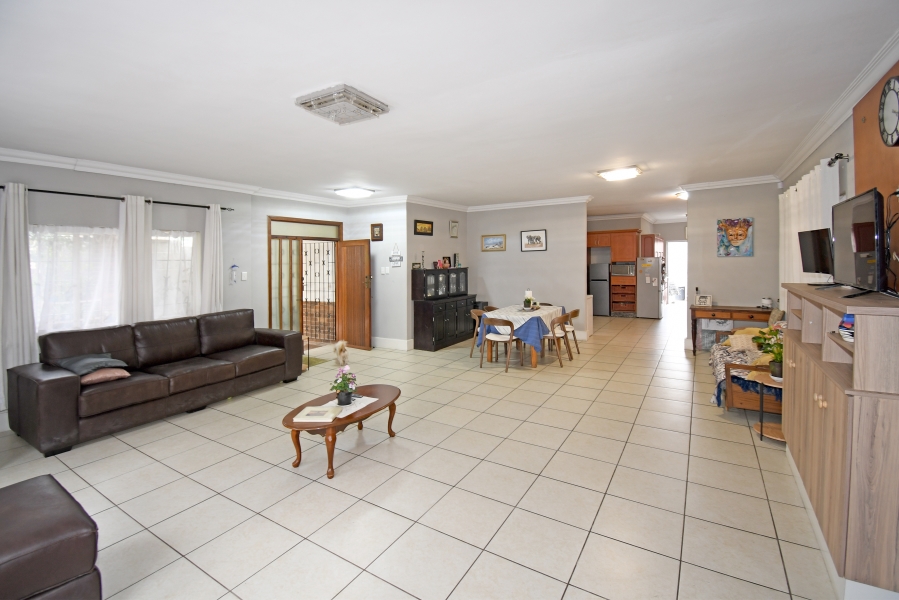3 Bedroom Property for Sale in Orange Grove Gauteng