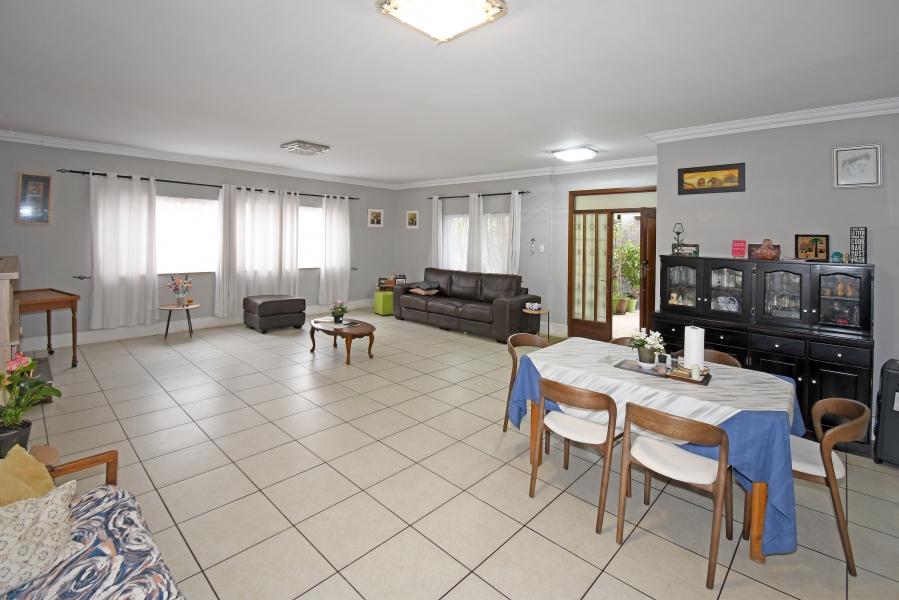 3 Bedroom Property for Sale in Orange Grove Gauteng