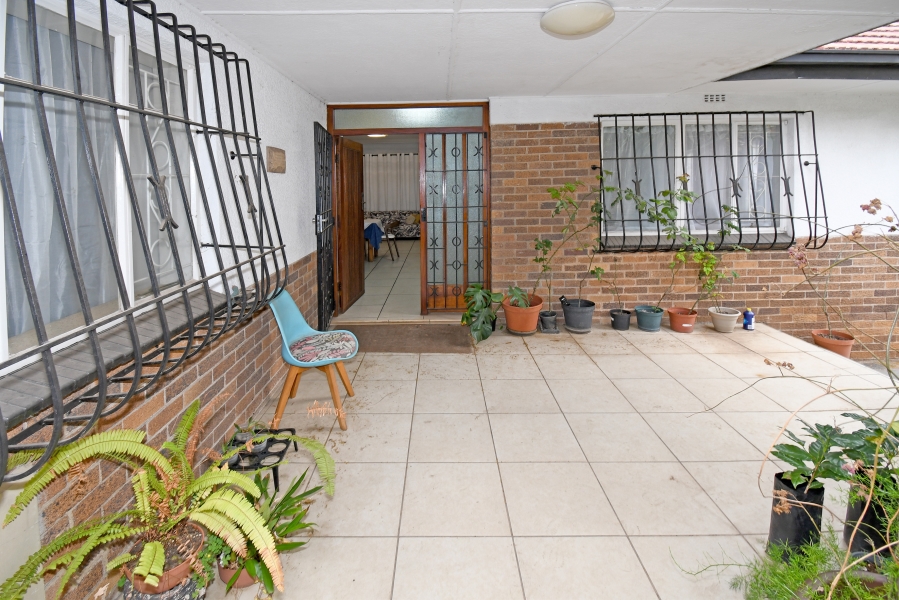 3 Bedroom Property for Sale in Orange Grove Gauteng