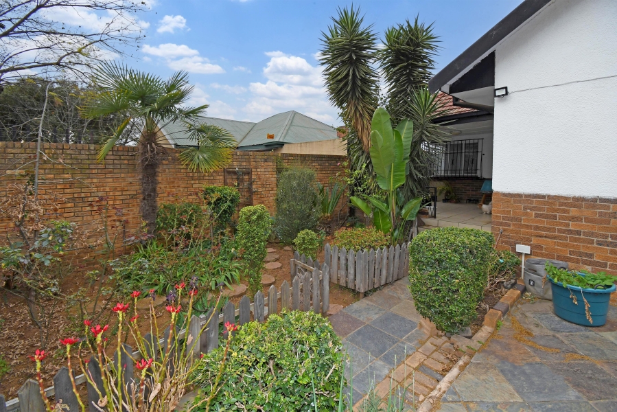 3 Bedroom Property for Sale in Orange Grove Gauteng