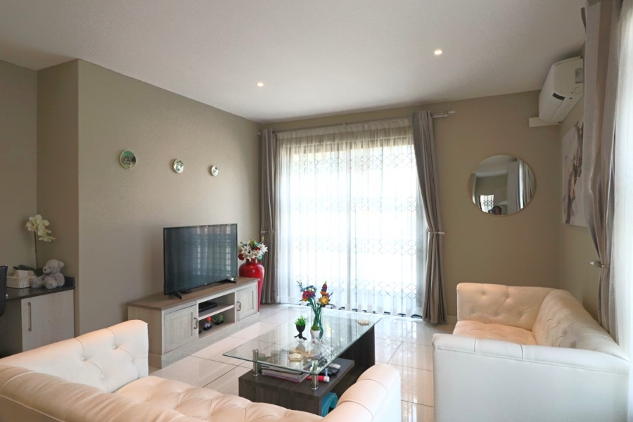 To Let 2 Bedroom Property for Rent in Rivonia Gauteng
