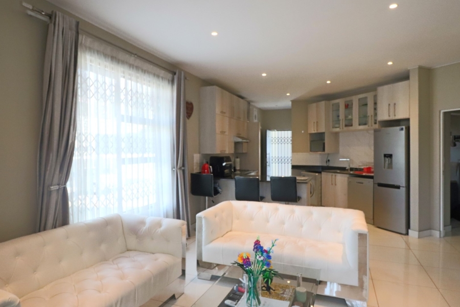 To Let 2 Bedroom Property for Rent in Rivonia Gauteng
