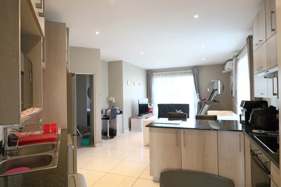 To Let 2 Bedroom Property for Rent in Rivonia Gauteng