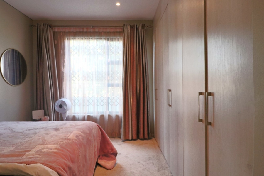 To Let 2 Bedroom Property for Rent in Rivonia Gauteng