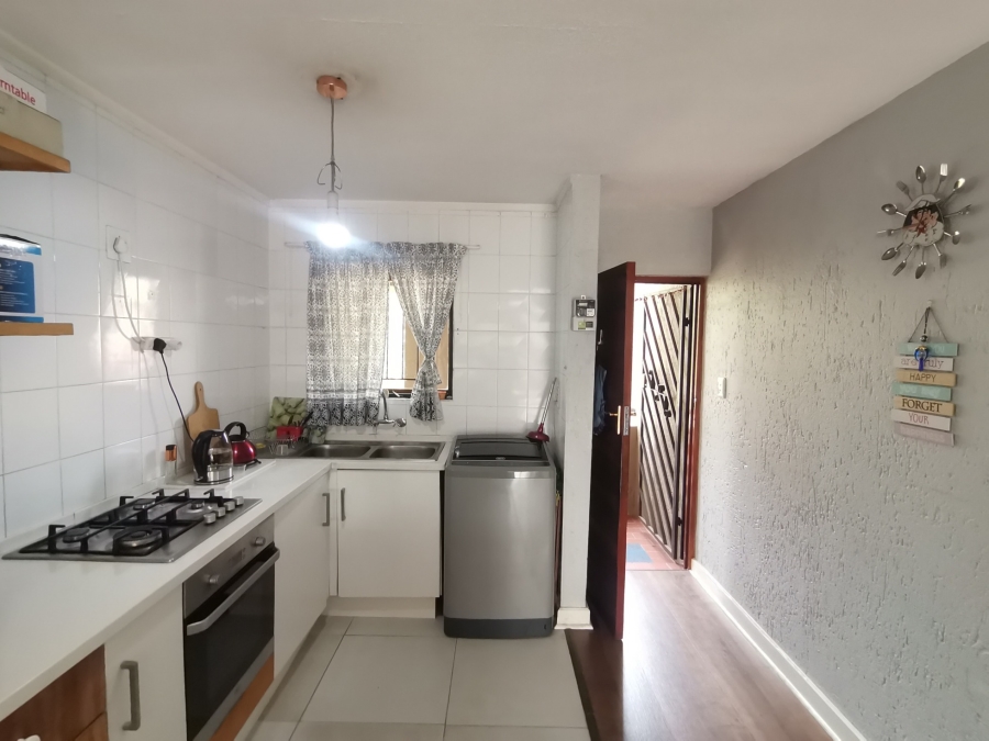 2 Bedroom Property for Sale in New Market Park Gauteng