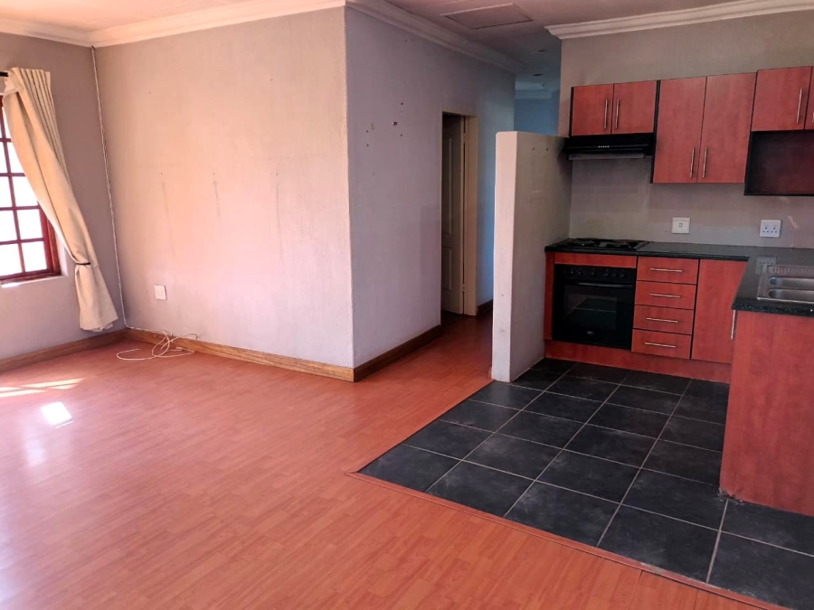 To Let 2 Bedroom Property for Rent in Pierre Van Ryneveld Gauteng
