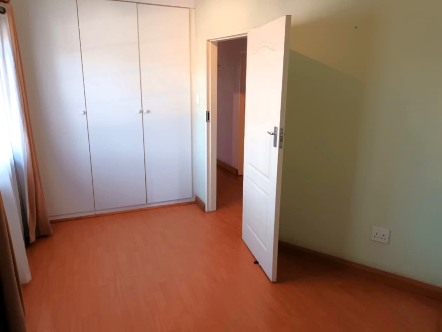 To Let 2 Bedroom Property for Rent in Pierre Van Ryneveld Gauteng