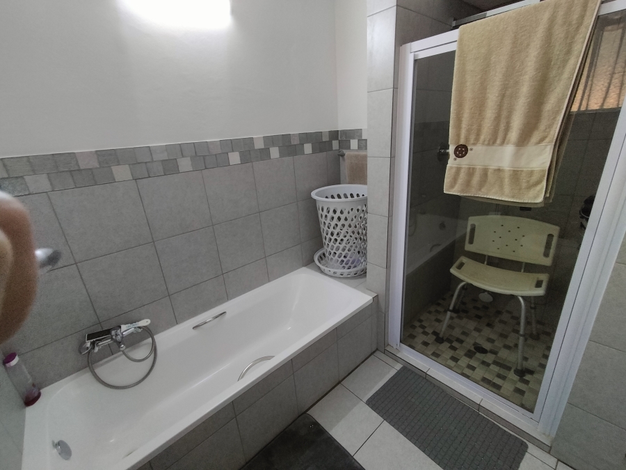 3 Bedroom Property for Sale in Pretoria North Gauteng