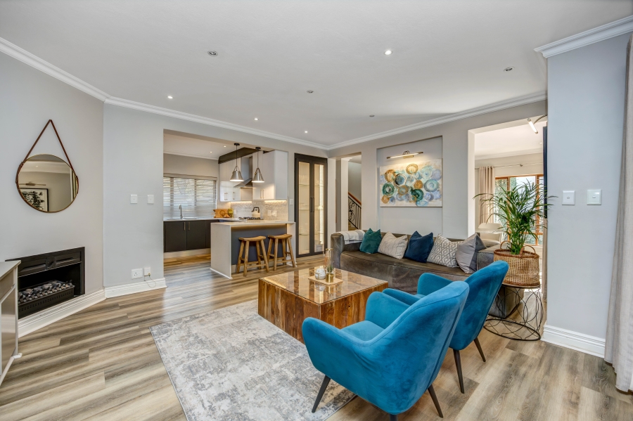 4 Bedroom Property for Sale in Broadacres Gauteng