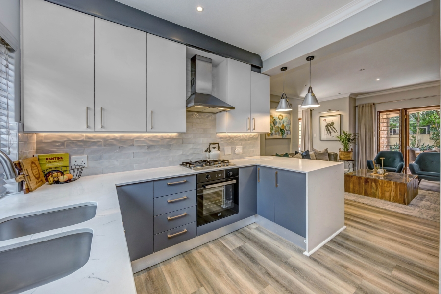 4 Bedroom Property for Sale in Broadacres Gauteng