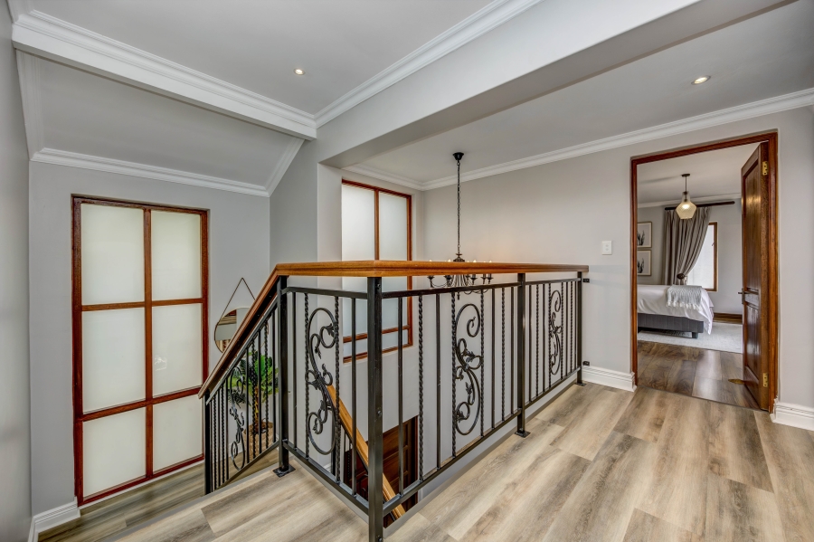 4 Bedroom Property for Sale in Broadacres Gauteng