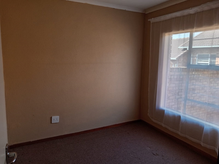 2 Bedroom Property for Sale in Princess A H Gauteng