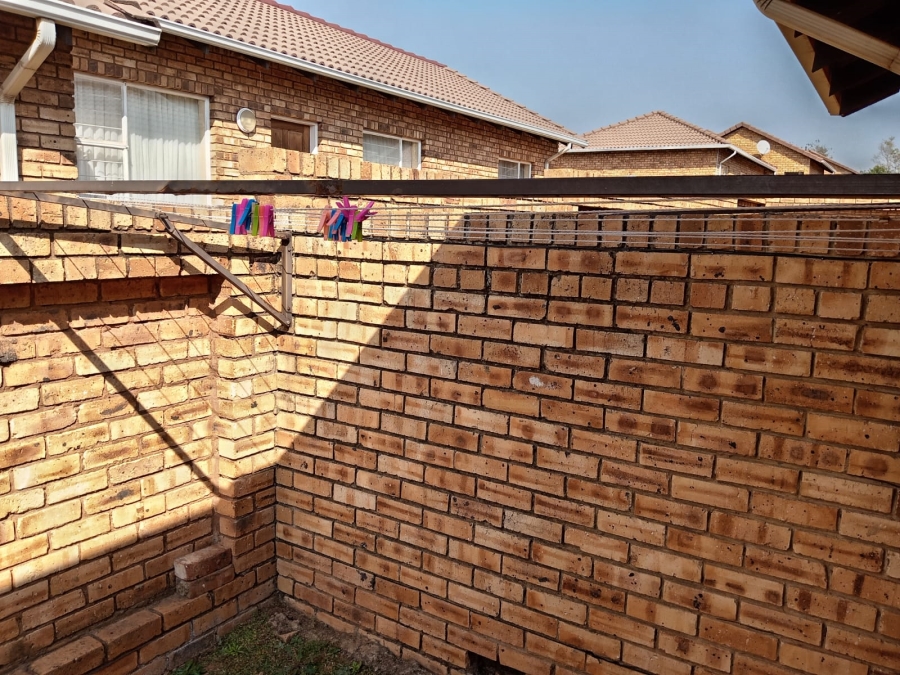2 Bedroom Property for Sale in Princess A H Gauteng