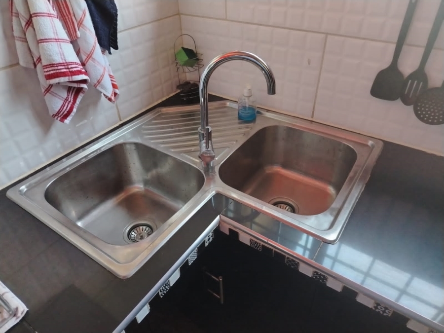 3 Bedroom Property for Sale in Dersley Gauteng