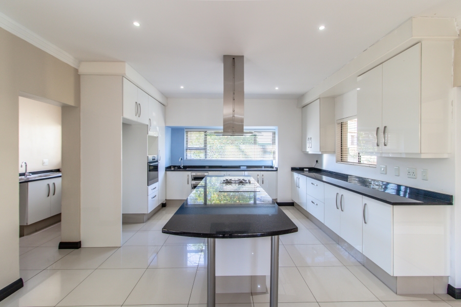 4 Bedroom Property for Sale in Aspen Hills Gauteng