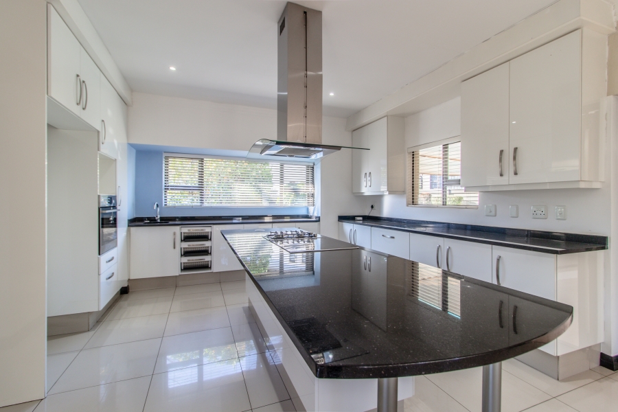 4 Bedroom Property for Sale in Aspen Hills Gauteng