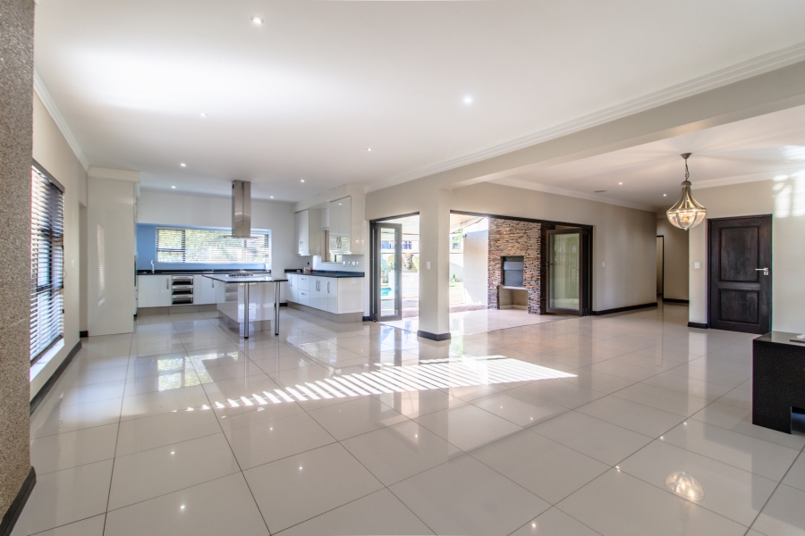 4 Bedroom Property for Sale in Aspen Hills Gauteng