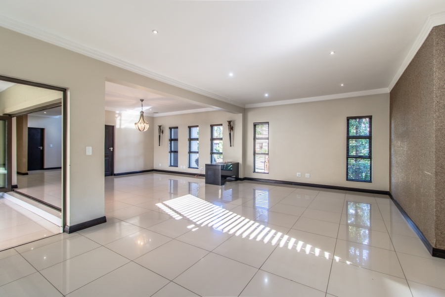 4 Bedroom Property for Sale in Aspen Hills Gauteng