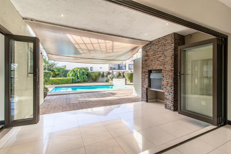 4 Bedroom Property for Sale in Aspen Hills Gauteng