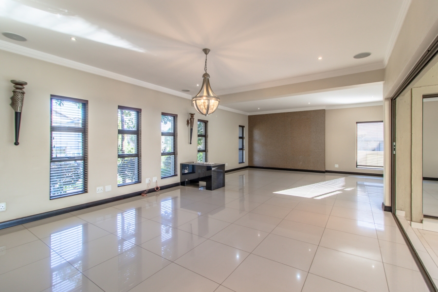 4 Bedroom Property for Sale in Aspen Hills Gauteng