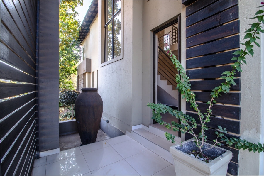 4 Bedroom Property for Sale in Aspen Hills Gauteng