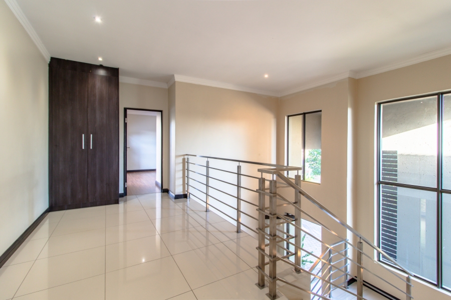 4 Bedroom Property for Sale in Aspen Hills Gauteng