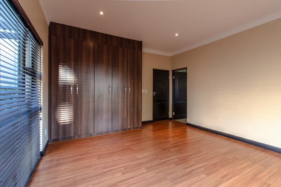 4 Bedroom Property for Sale in Aspen Hills Gauteng