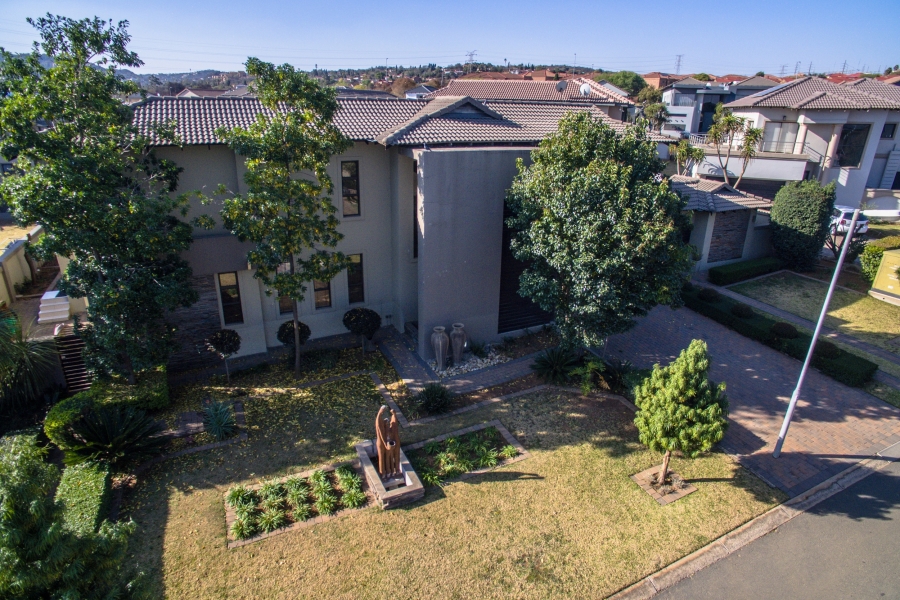 4 Bedroom Property for Sale in Aspen Hills Gauteng