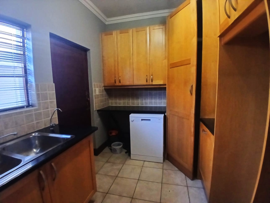 To Let 3 Bedroom Property for Rent in Six Fountains Residential Estate Gauteng