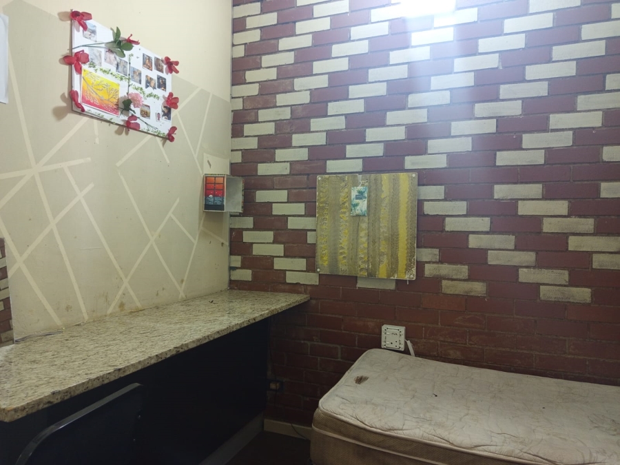 4 Bedroom Property for Sale in Braamfontein Gauteng