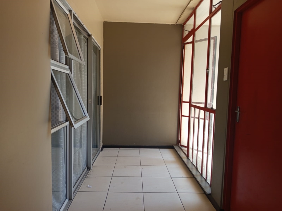 4 Bedroom Property for Sale in Braamfontein Gauteng