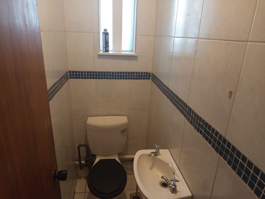 4 Bedroom Property for Sale in Braamfontein Gauteng