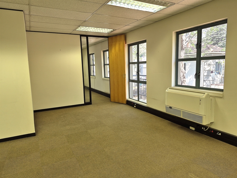 To Let commercial Property for Rent in Hyde Park Gauteng