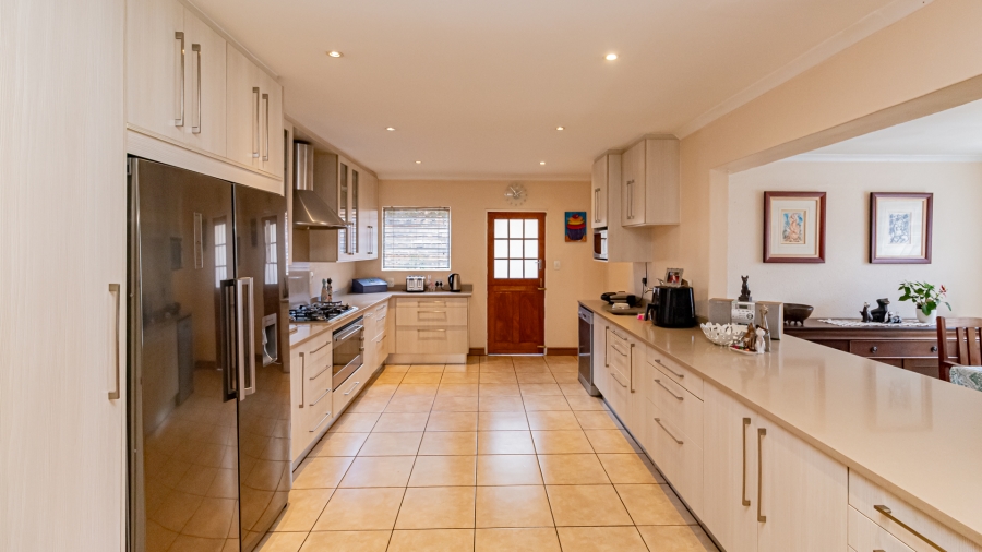 4 Bedroom Property for Sale in Boskruin Gauteng