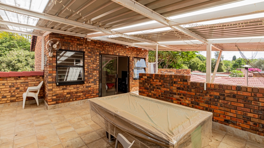 4 Bedroom Property for Sale in Boskruin Gauteng