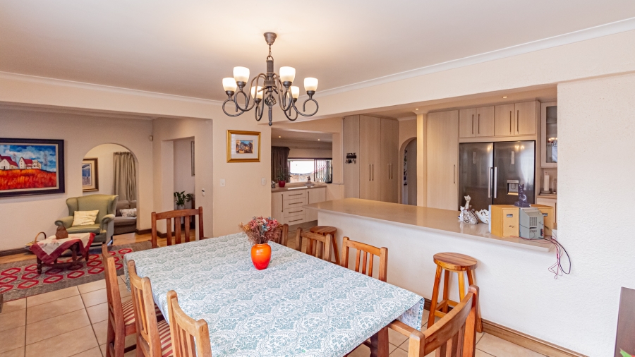 4 Bedroom Property for Sale in Boskruin Gauteng
