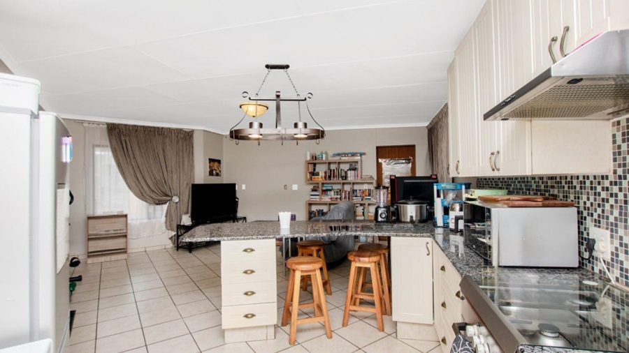 4 Bedroom Property for Sale in Freeway Park Gauteng