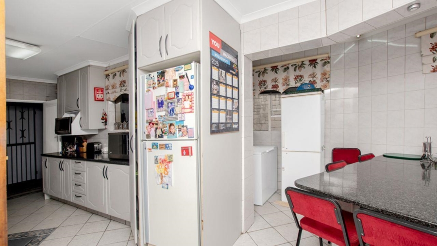 4 Bedroom Property for Sale in Freeway Park Gauteng