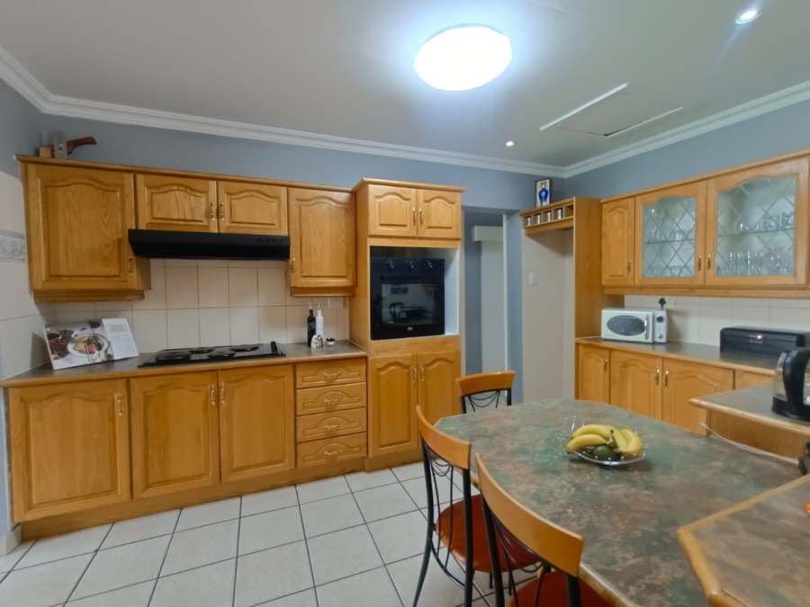 3 Bedroom Property for Sale in Vanderbijlpark SE 4 Gauteng