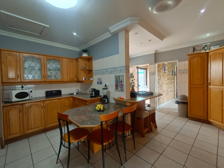 3 Bedroom Property for Sale in Vanderbijlpark SE 4 Gauteng