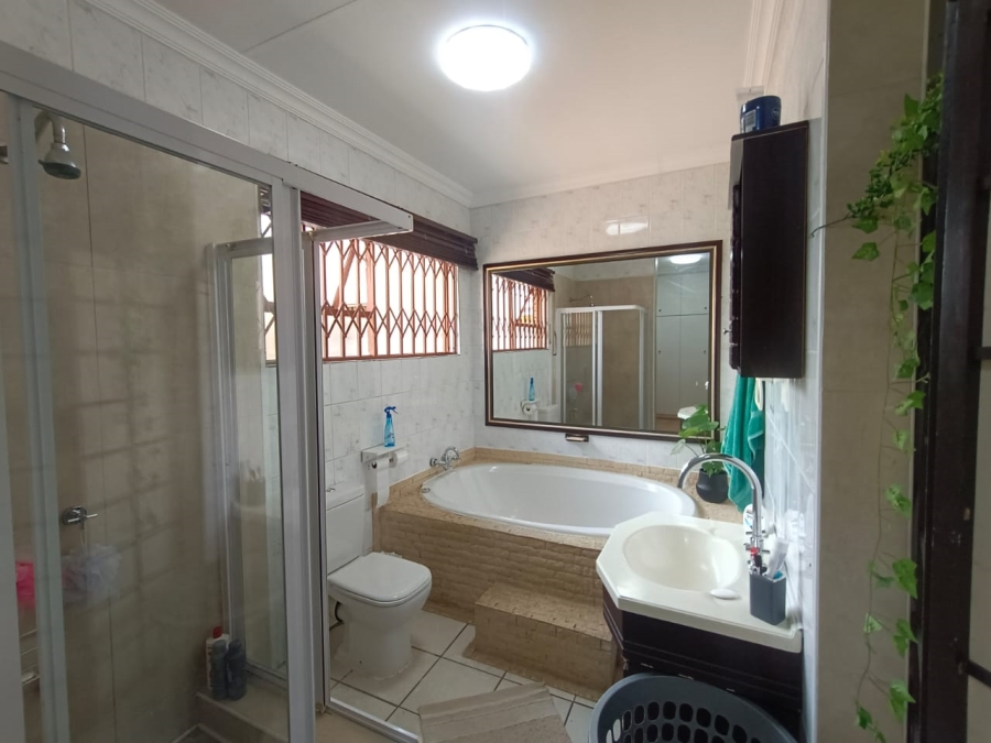 3 Bedroom Property for Sale in Vanderbijlpark SE 4 Gauteng