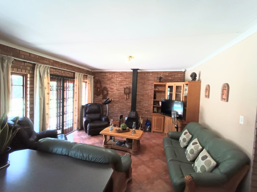 3 Bedroom Property for Sale in Vanderbijlpark SE 4 Gauteng