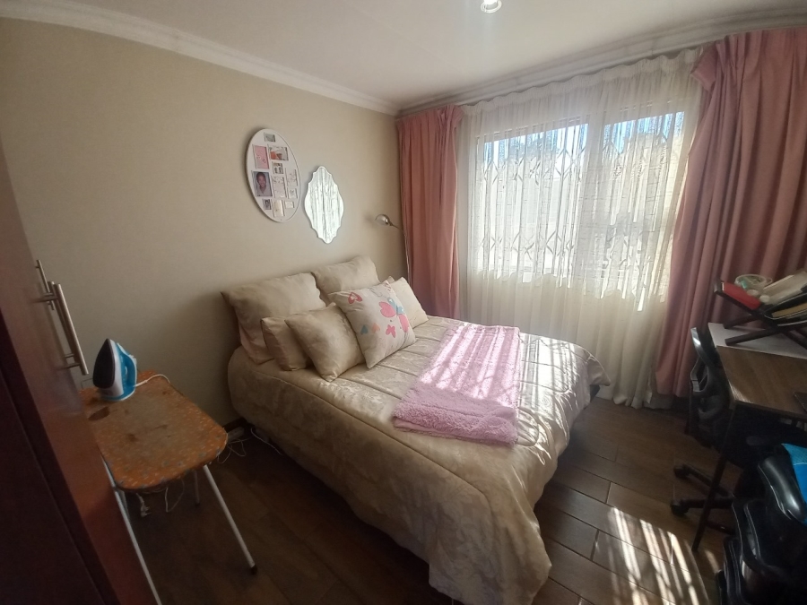3 Bedroom Property for Sale in Vanderbijlpark Sw 2 Gauteng